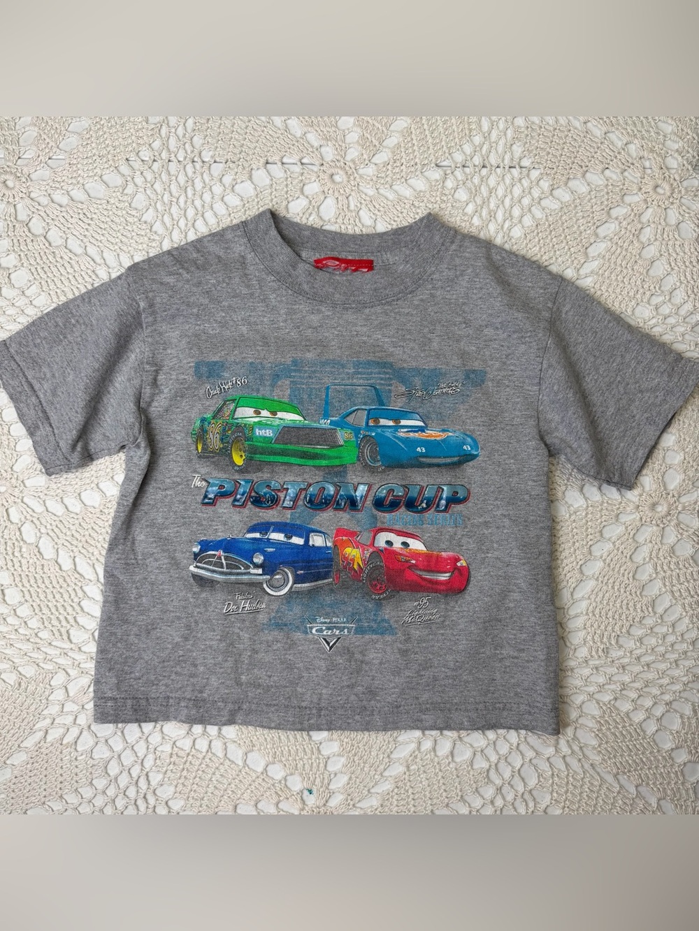 Vintage Y2K Disney Boys 3-4 Years Gray Cars Piston Cup Crewneck Tee Shirt